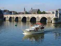 Bruecke_Maastricht/Pixelio_Thomas_Max_Mueller
