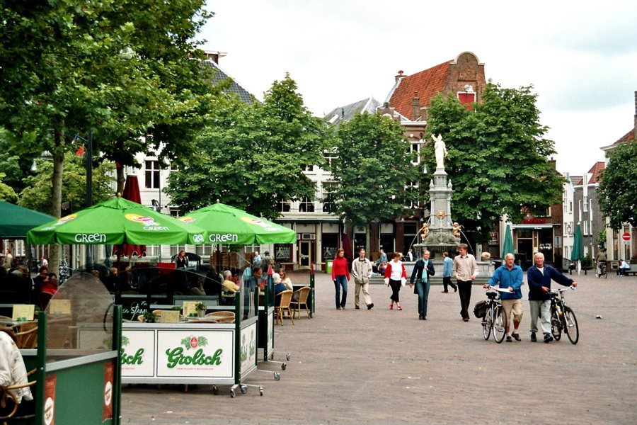 Historischer Brink mit Kaufmannshäusern in Deventer