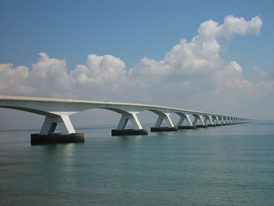Zeelandbrug im Nationalpark Oosterschelde