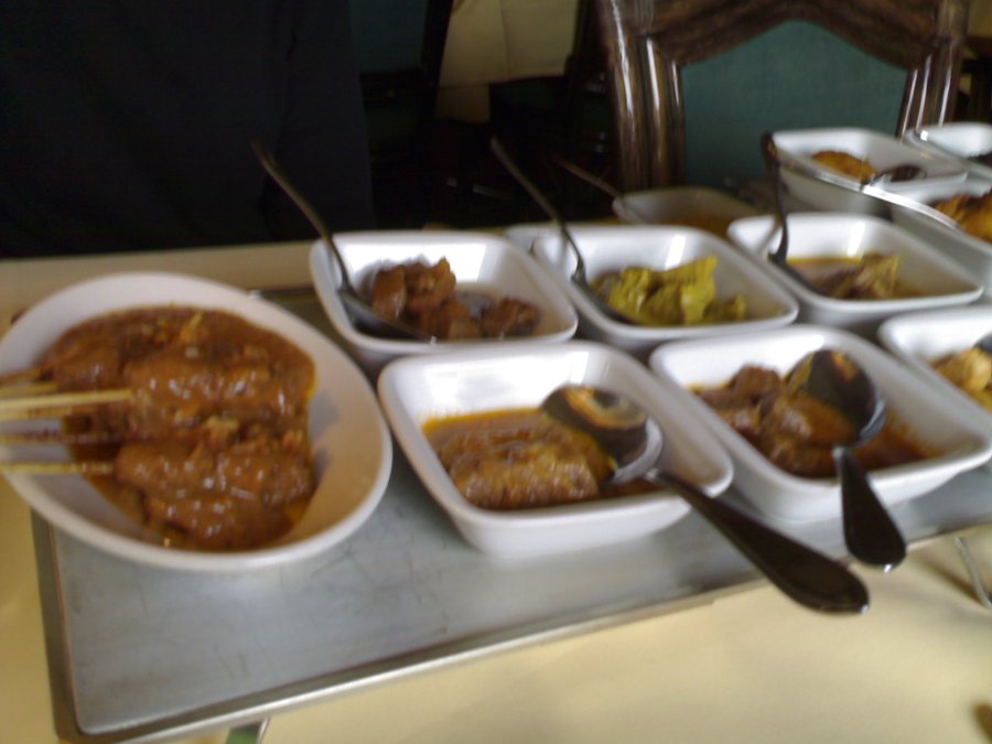 Indonesische Rijsttafel in Rotterdam