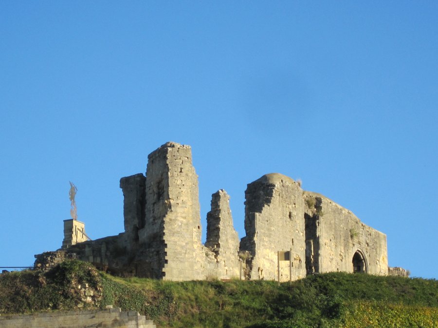Burgruine Valkenburg über dem historischen Ortskern