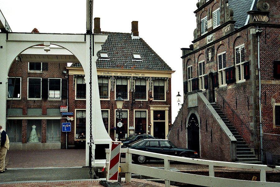 Historischer Ortskern von De Rijp mit dem Rathaus