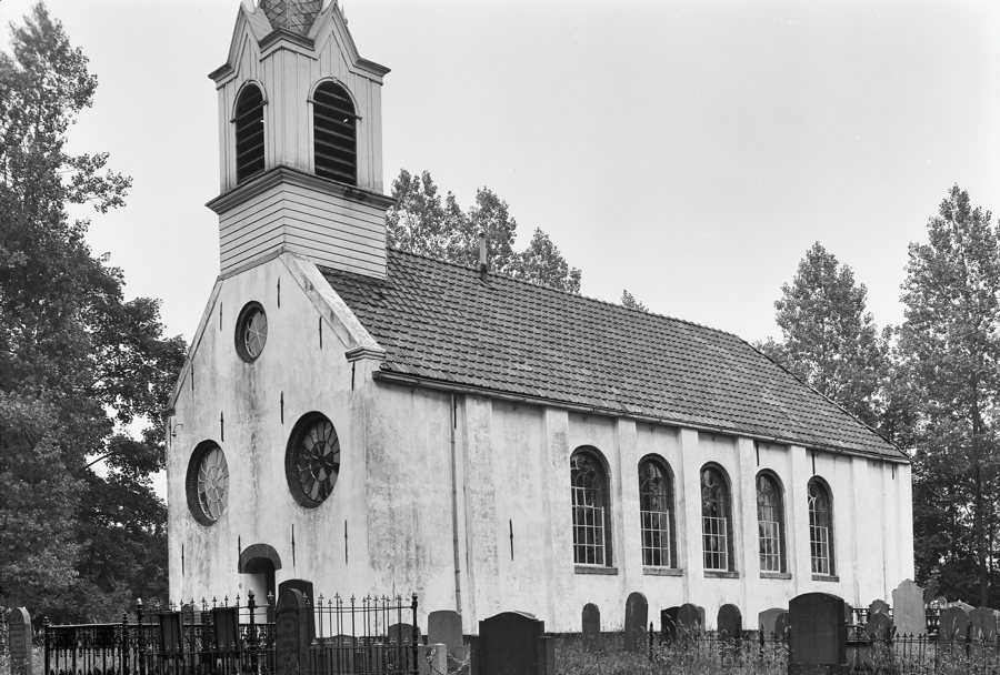 Witte Kerkje Grootegast von Südwesten