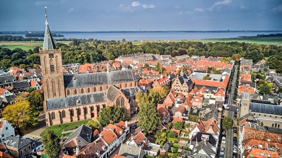 Grote Kerk in Naarden-Vesting mit Festungsanlagen