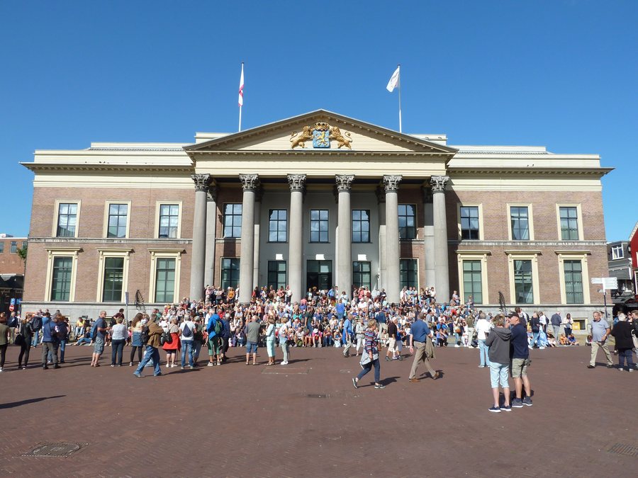 File:Leeuwarden - Paleis van Justitie.jpg