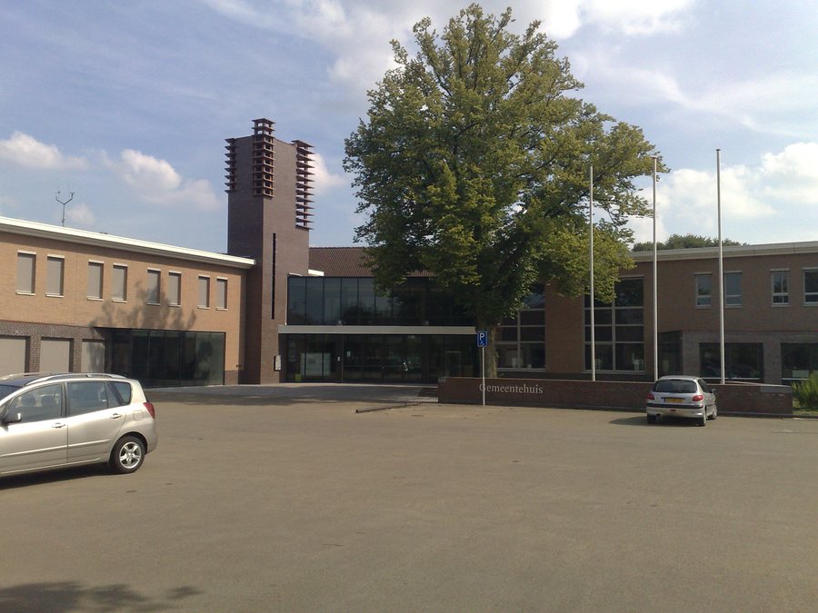 File:Gemeentehuis Eersel.jpg
