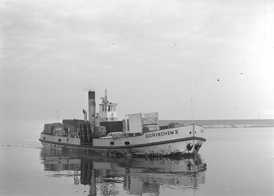 File:Veerpont Gorinchem V.jpg