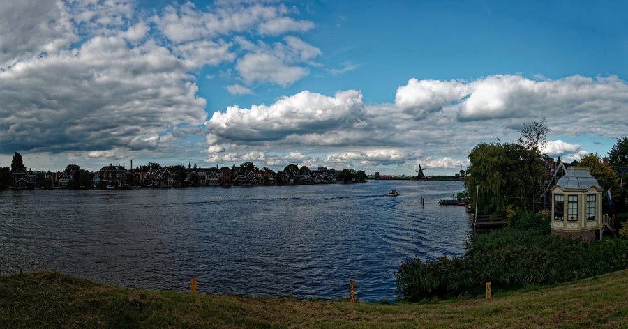 File:Zaandijk - Julianabrug - ICE Photocompilation Viewing from WNW to NNE.jpg