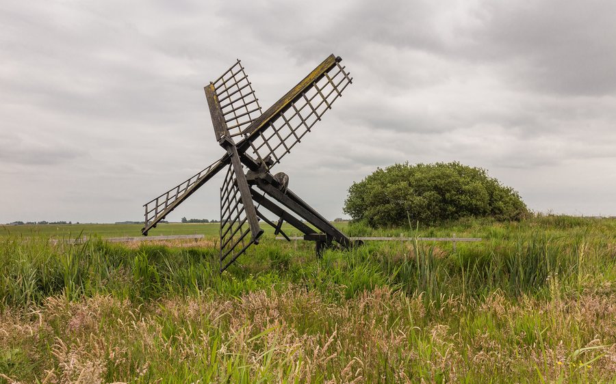 File:Tjasker Zandpoel, windmolen bij Wijckel. Friesland. 10-06-2020 (actm.) 01.jpg