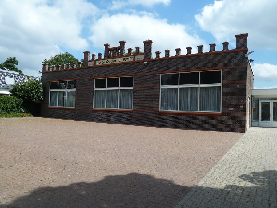 File:Bantegea Bantega D 3 DFM vml Middenweg 125 School 1 05072019.jpg