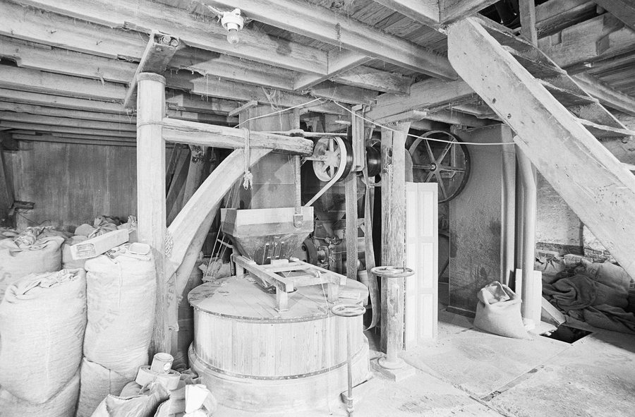 File:Interieur molengedeelte - Grathem - 20083552 - RCE.jpg