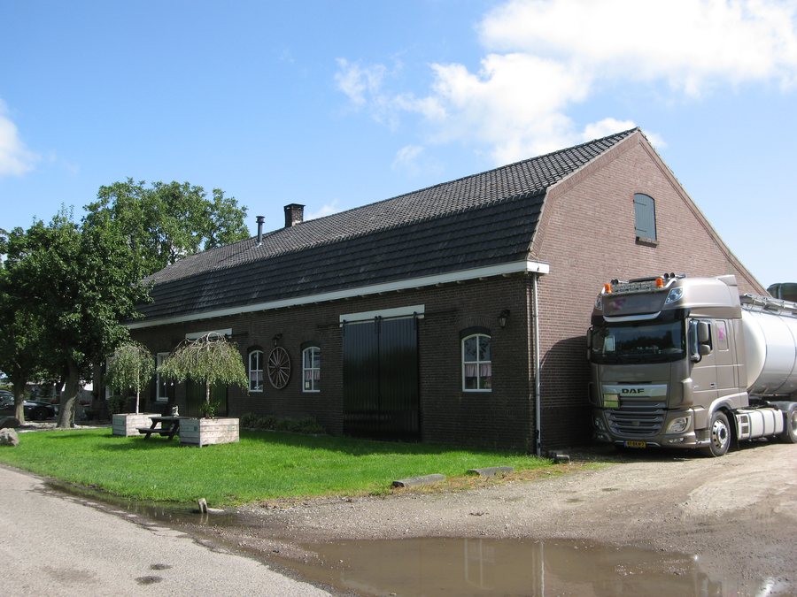 File:Odiliapeel-ontginningsweg-219306.jpg