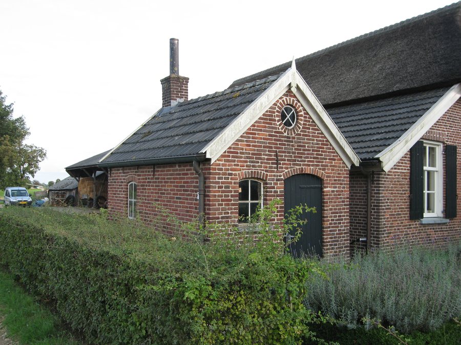 File:Toldijk-beekstraat-185910.jpg