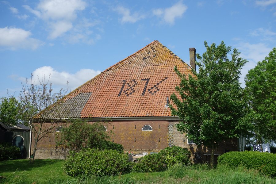 File:Dijkeinde 2, Zuiderwoude 01.jpg