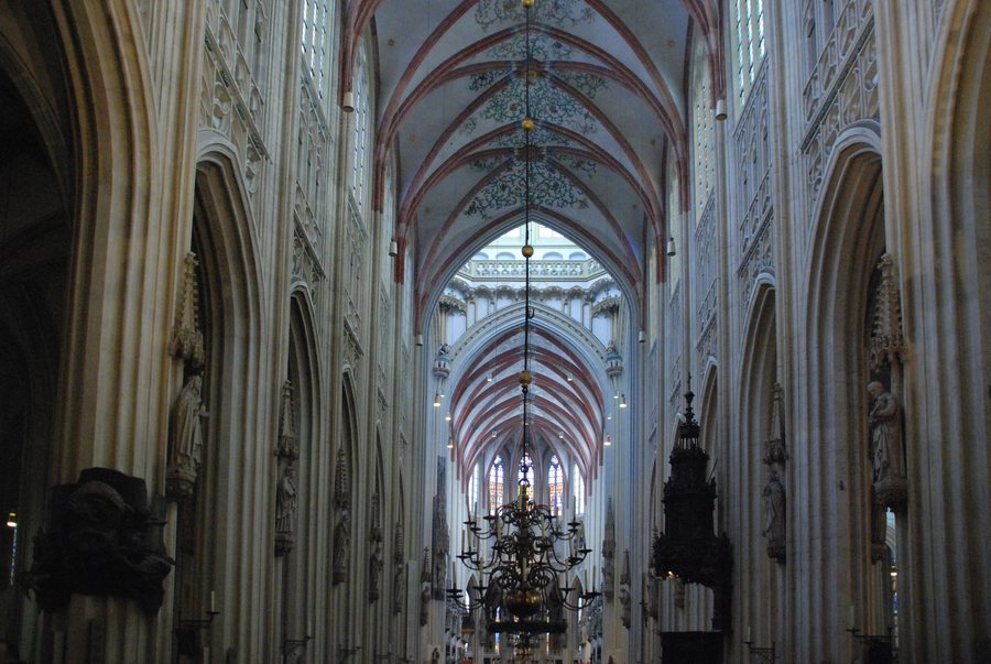 File:'S HERTOGENBOSCH SINT JANSKATHEDRAAL 01.jpg