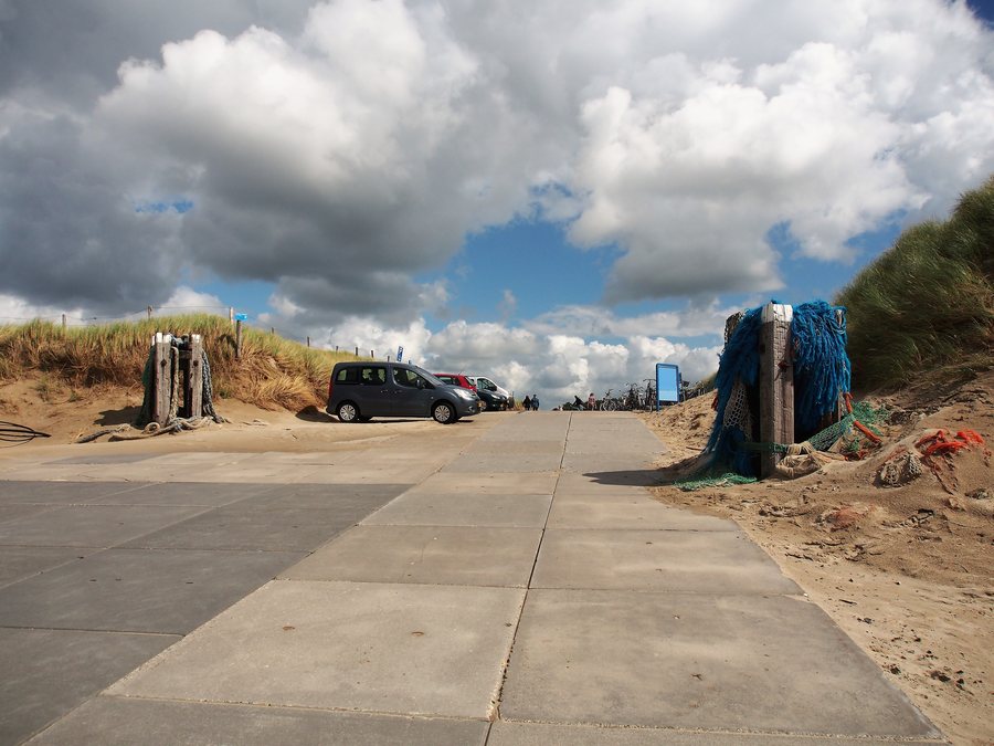 File:Burgemeester Breebaartweg, Sint Maartenszee foto 1.JPG