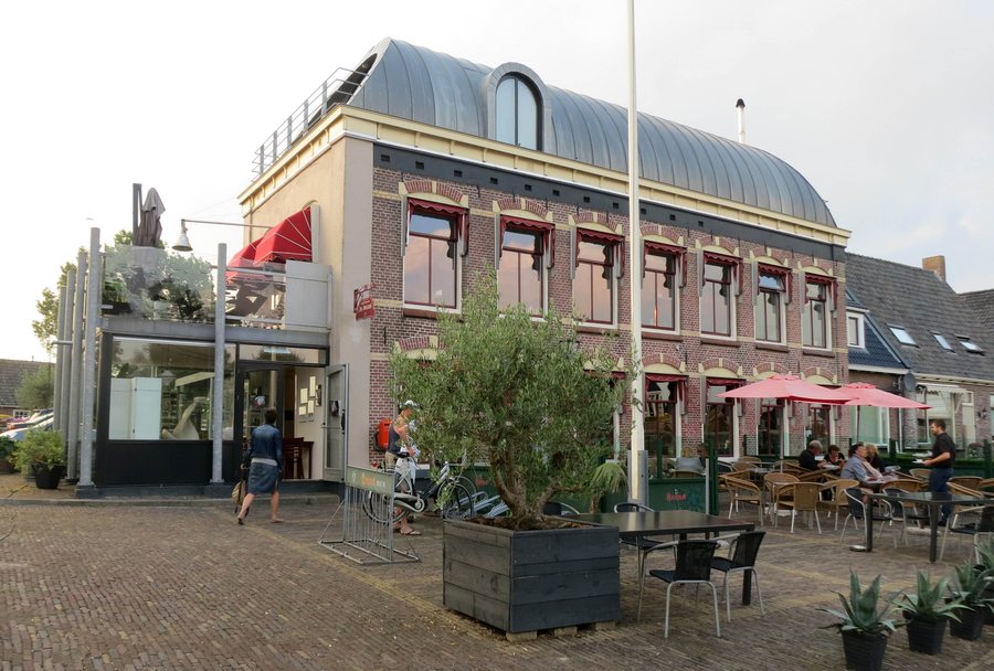 File:Engwierum (NL) - panoramio (1).jpg