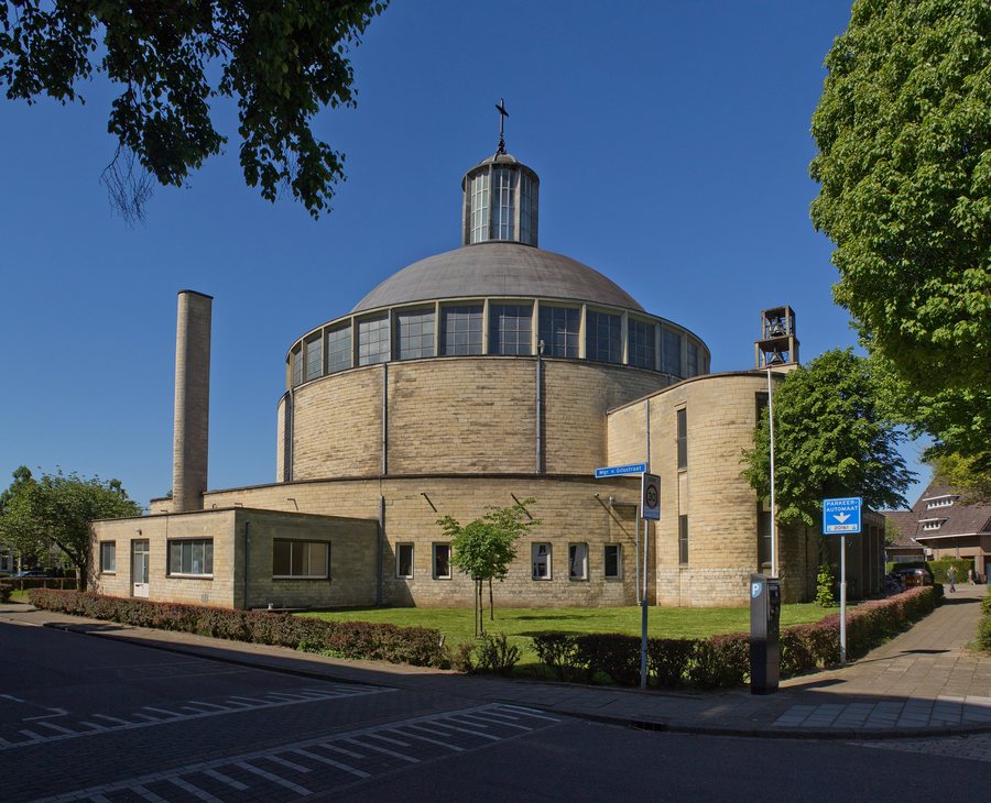 File:Roermond - Heilige Geestkerk.jpg