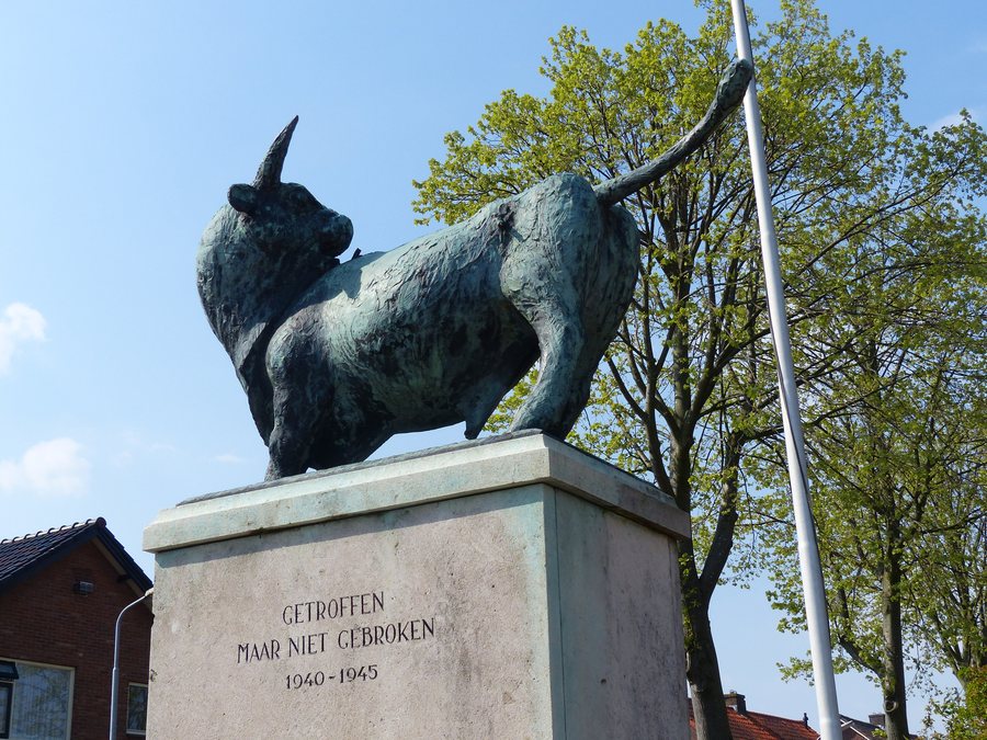 File:De Stier Noord-Scharwoude 2.JPG