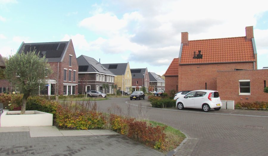 File:Ugchelen Buiten (1).jpg
