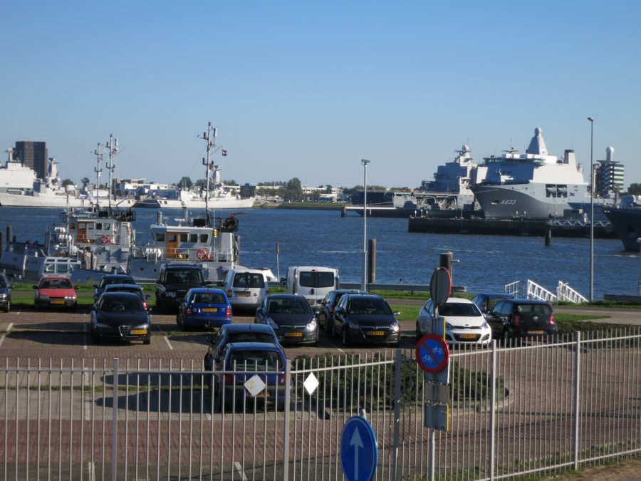 TESO-Fähre im Hafen von Den Helder